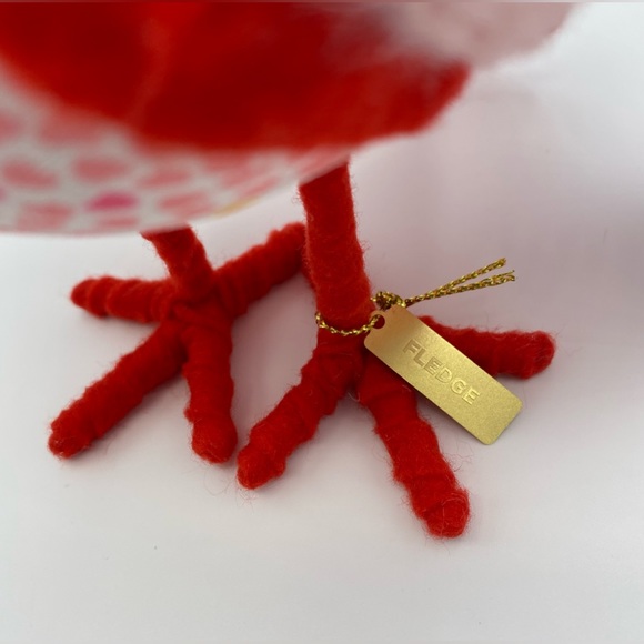 Target Valentine's Day Bird Fledge 2023 Spritz Red Pink White Heart Holiday - Picture 5 of 5